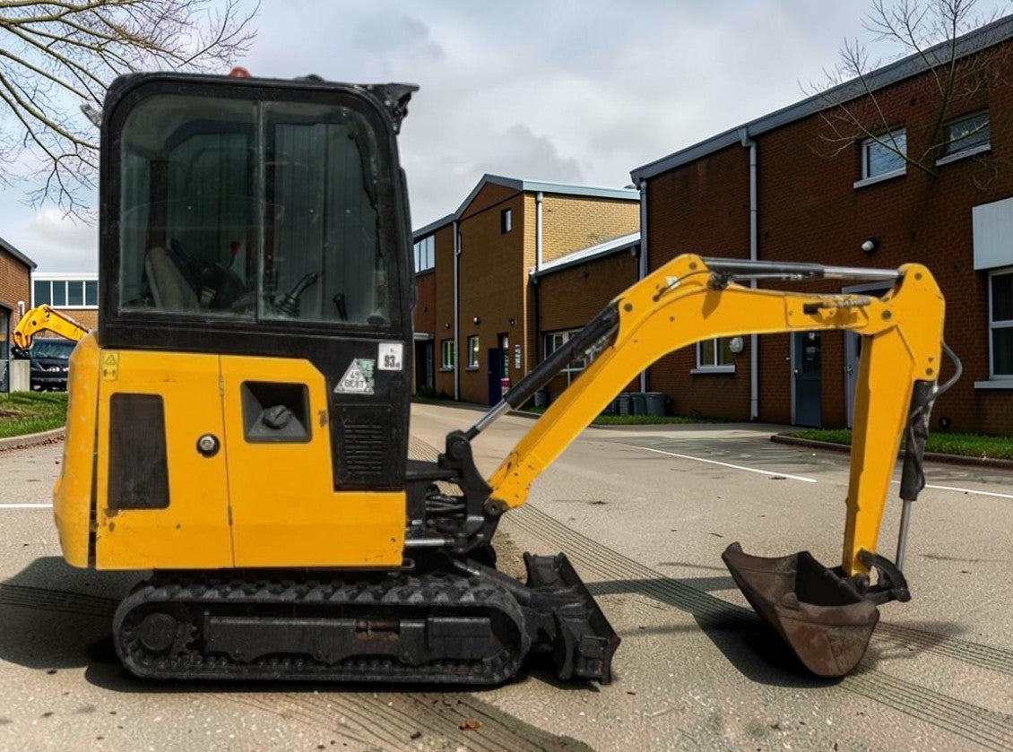 2022 JCB 16C-1 1.7T MINI EXCAVATOR