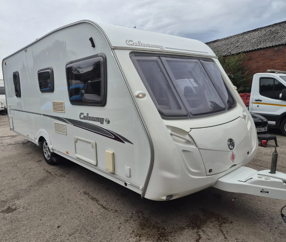 2009 SWIFT COLONSAY KNOWOOD SPECIAL EDITION – 4 BERTH TOURING >>--NO VAT ON HAMMER--<<