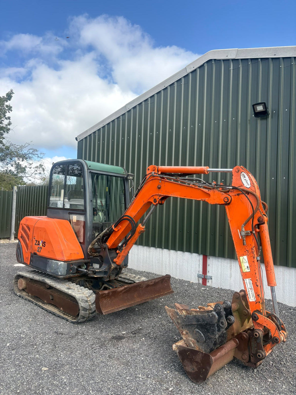2013 HITACHI ZAXIS 27 MINI EXCAVATOR 3,400 HOURS
