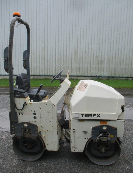 2010 TEREX TV800 RIDE-ON VIBRATING ROLLER