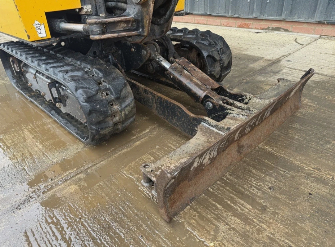 2019 JCB 15C-1 MINI EXCAVATOR / DIGGER - HOURS: 1,828