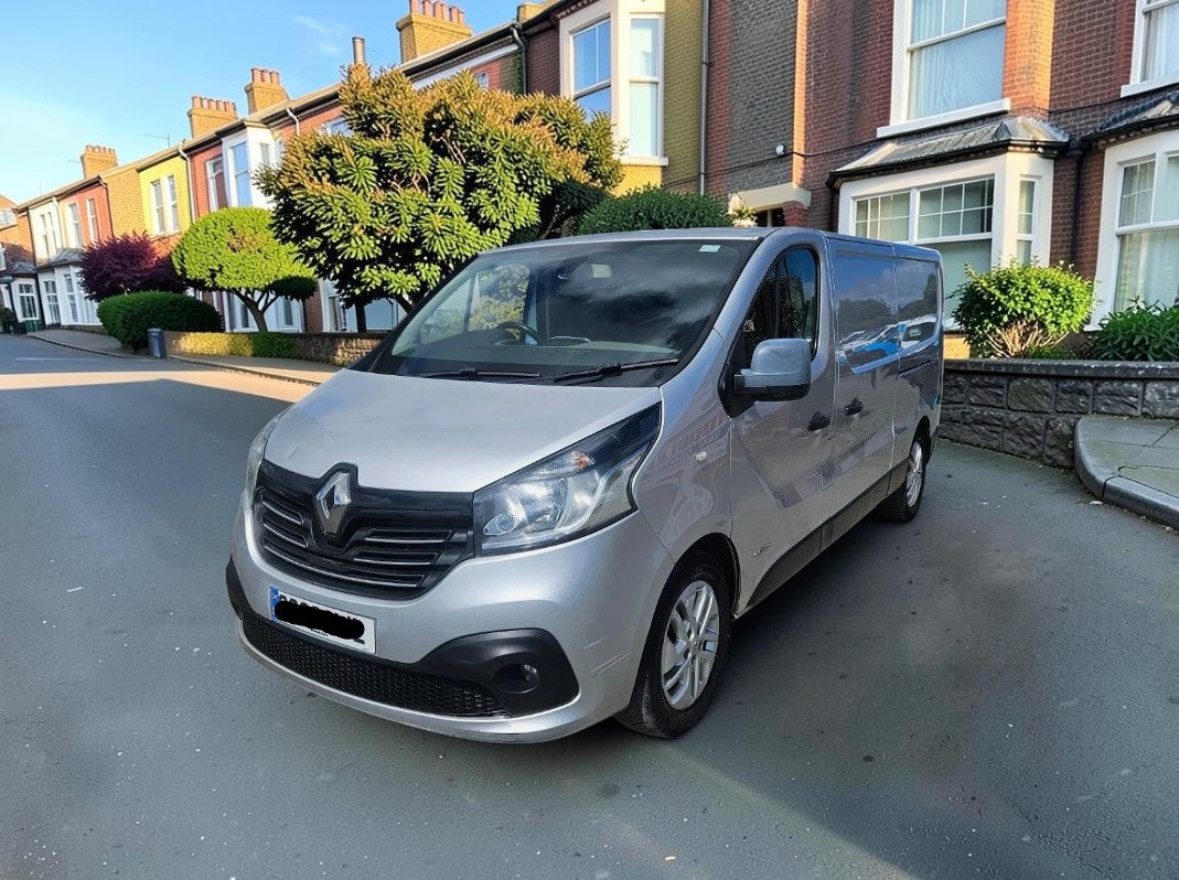 2016 RENAULT TRAFIC LL29 SPORT DCI L2H1 1598CC DIESEL PANEL VAN SILVER >>--NO VAT ON HAMMER--<<