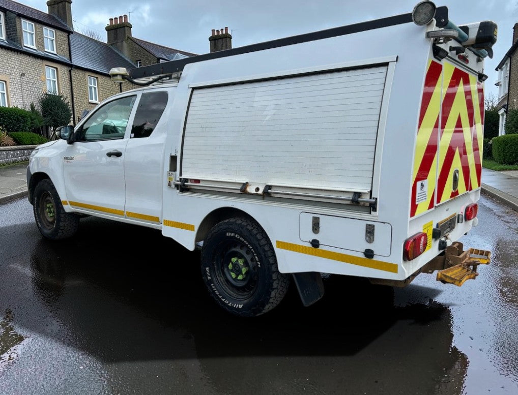2018 TOYOTA HILUX ACTIVE EXTRA CAB 2.4 D-4D 4X4 UTILITY PICKUP