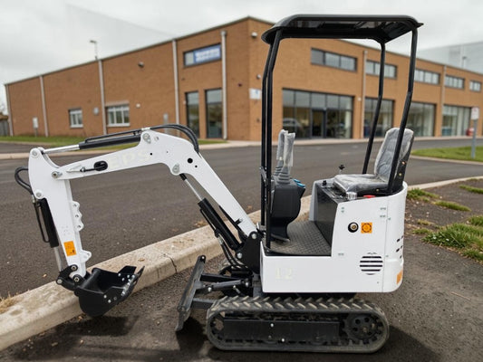 2026 MINI EXCAVATOR OPERATING WEIGHT: 1,000 KG