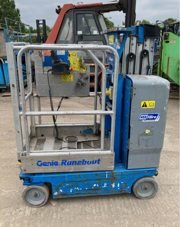 2010 GENIE GR 15 SCISSOR LIFT ACCESS PLATFORM