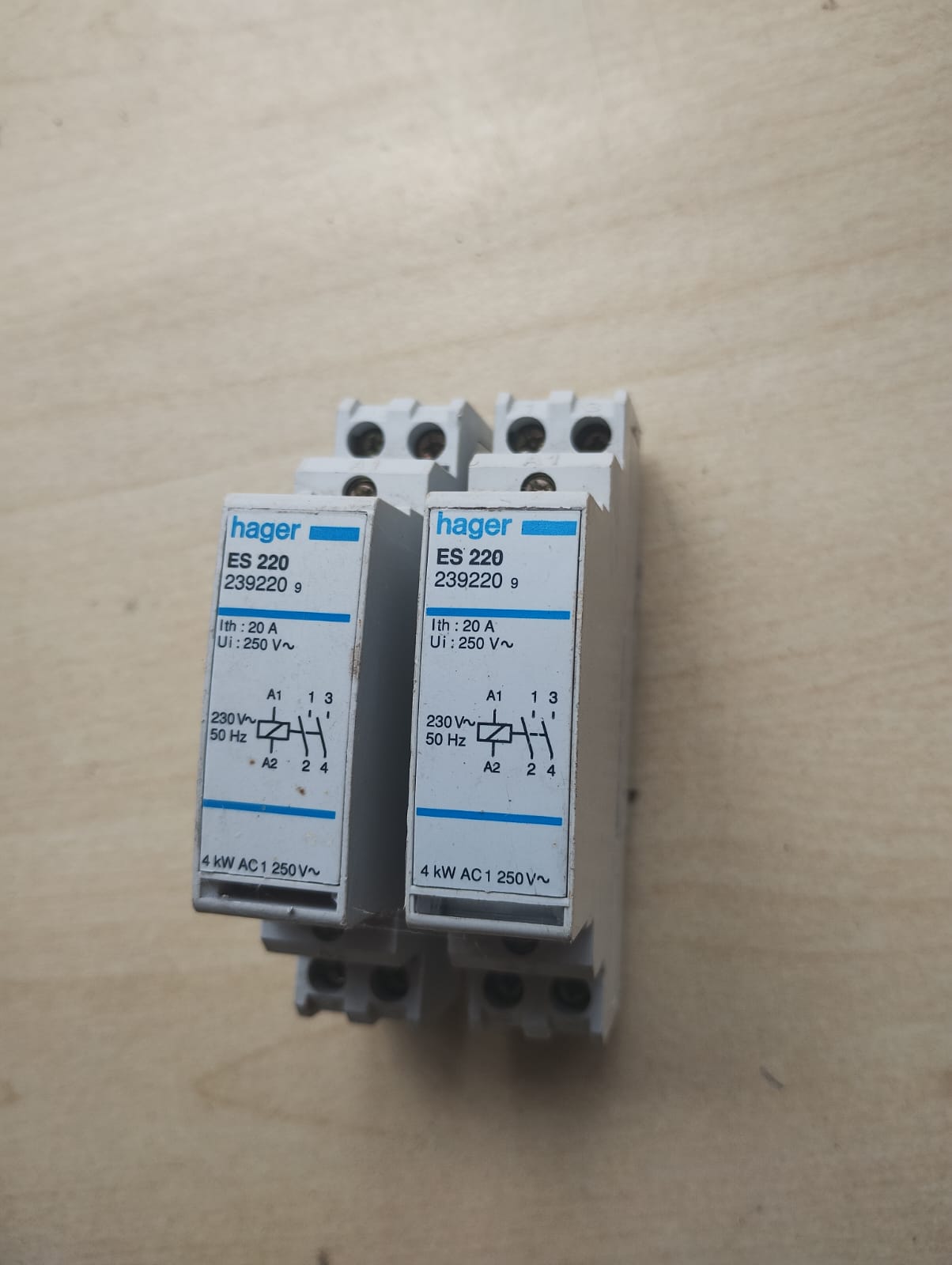 HAGER 20 AMP NO CONTACTOR 240V COIL ES220 02 20A SET OF 2 -