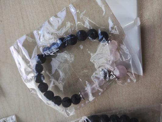 RQ - LAVA CRYSTAL BEADED WITH HANGING BEAD BRACELET JOB LOT OF 13 - BRAND NEW