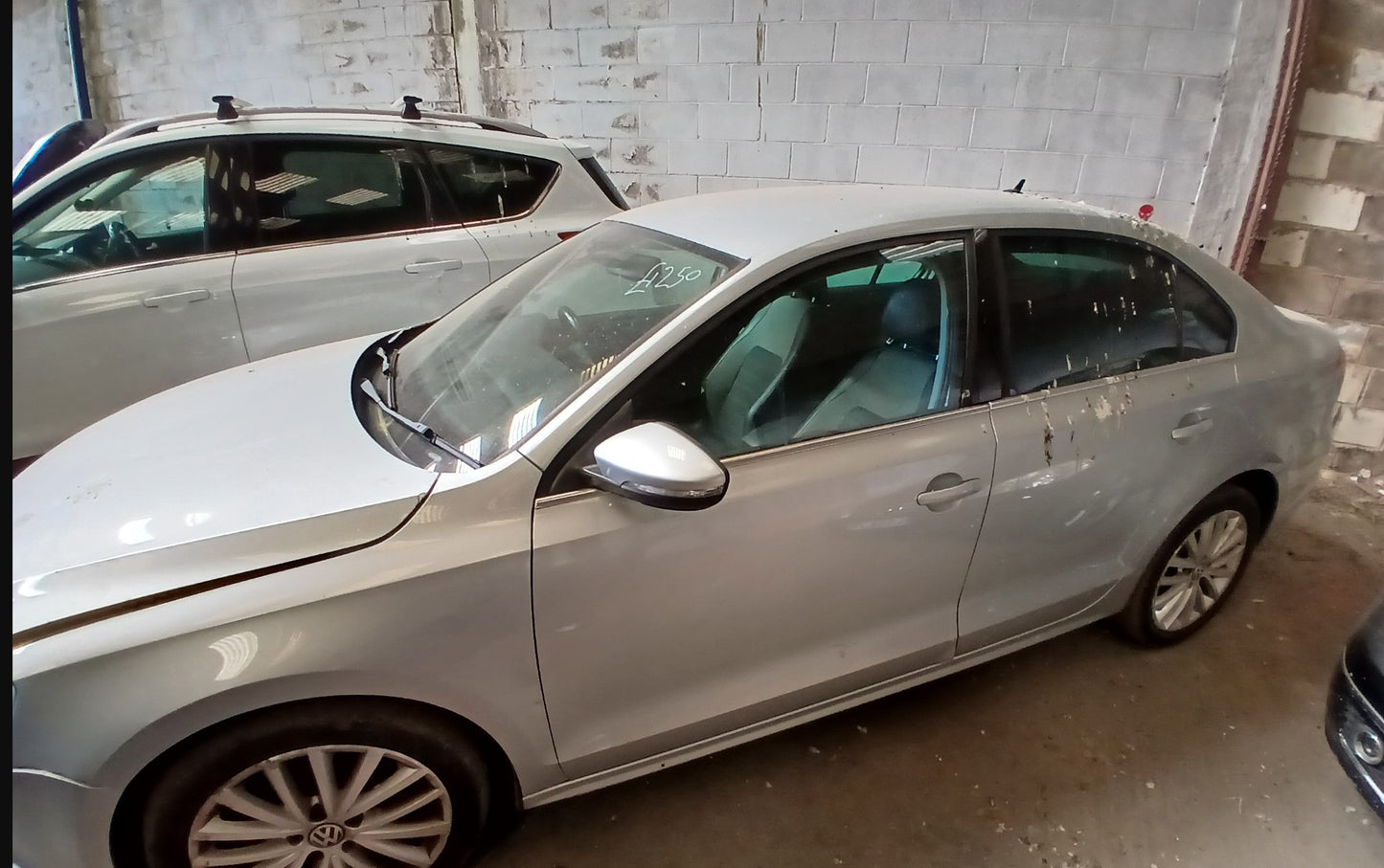 2012 VOLKSWAGEN JETTA SPORT TDI – 2.0 DIESEL MANUAL – SILVER – SALOON - NO VAT ON HAMMER