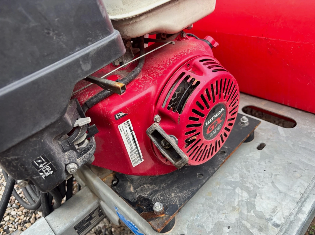 TRAILER MOUNTED PRESSURE WASHER (HONDA GX390 ENGINE)