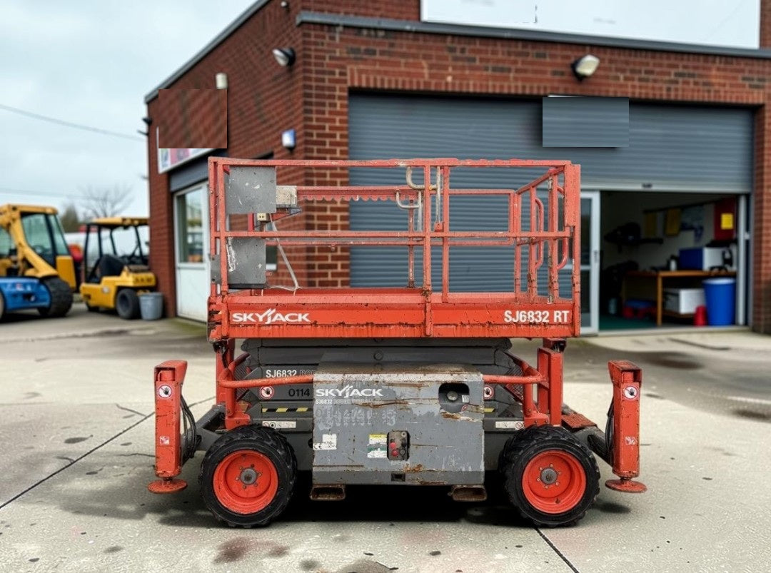 2013 SKYJACK SJ 6832 RT 12M ROUGH TERRAIN SCISSOR LIFT