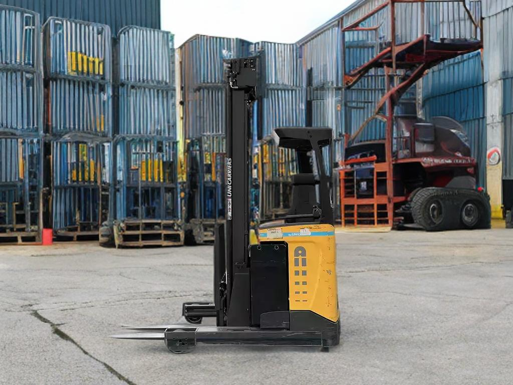 **(INCLUDES CHARGER)**2014 UNICARRIERS UMS1500TFVRE725
