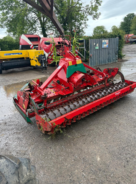 KVERNELAND NG300 3M POWER HARROW