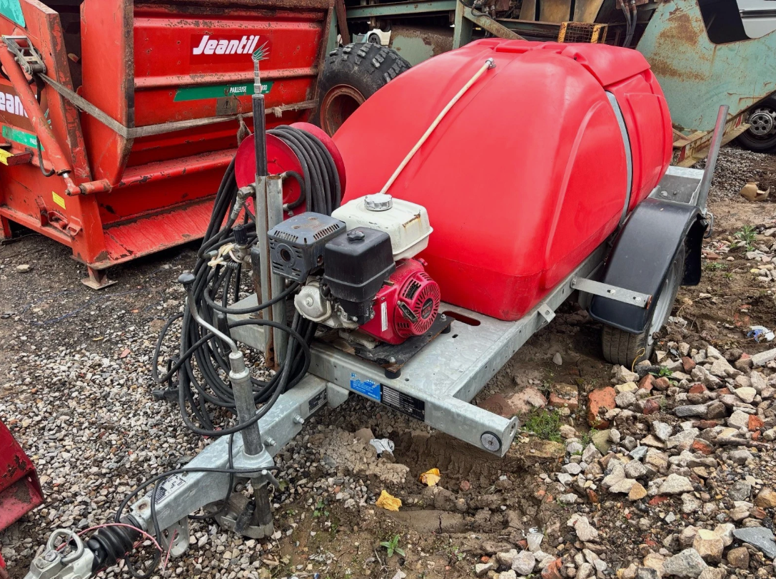 TRAILER MOUNTED PRESSURE WASHER (HONDA GX390 ENGINE)