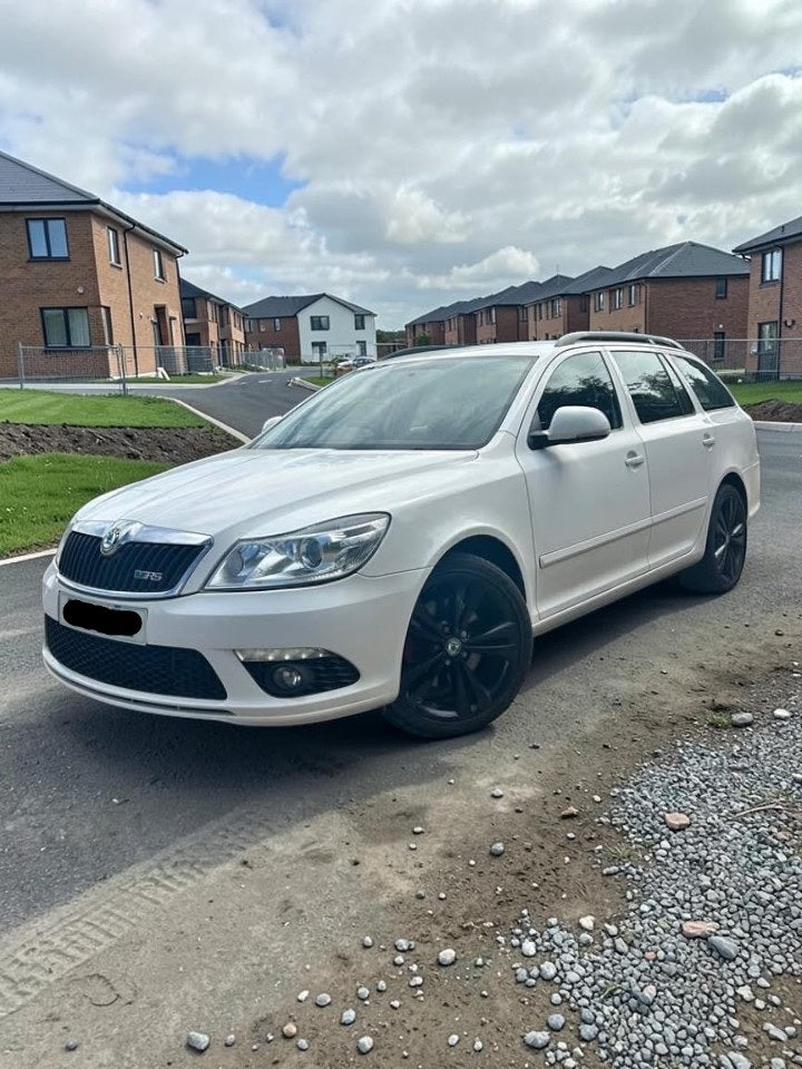2012 SKODA OCTAVIA VRS TDI CR ESTATE 1968CC MANUAL WHITE >>--NO VAT ON HAMMER--<<