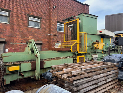 1997 LYNDEX BIGRO 80 CARDBOARD BALER WITH INFEED CONVEYOR
