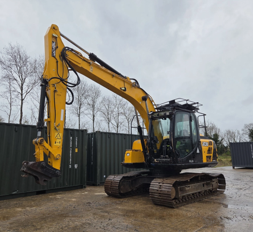 JCB JS130LC+ EXCAVATOR
