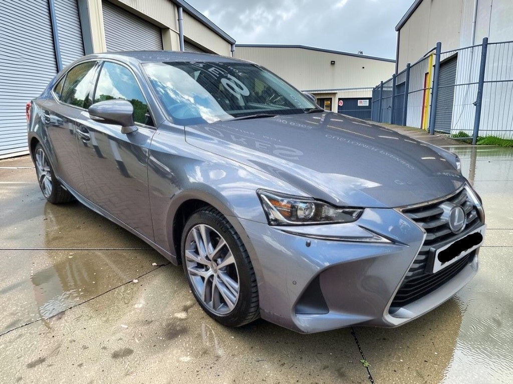 **(ONLY 43K MILEAGE)** 2019 LEXUS IS 300H CVT 2.5 PETROL HYBRID 2494CC >>--NO VAT ON HAMMER--<<