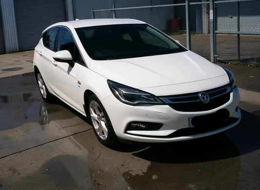 **(ONLY 64K MILEAGE)** 2018 VAUXHALL ASTRA SRI NAV TURBO 1.4I PETROL MANUAL >>--NO VAT ON HAMMER--<<