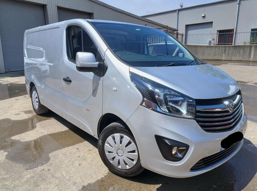 **(ONLY 91K MILEAGE)** 2017 VAUXHALL VIVARO 2700 SPORTIVE CDTI L1H1 1598CC >>--NO VAT ON HAMMER--<<
