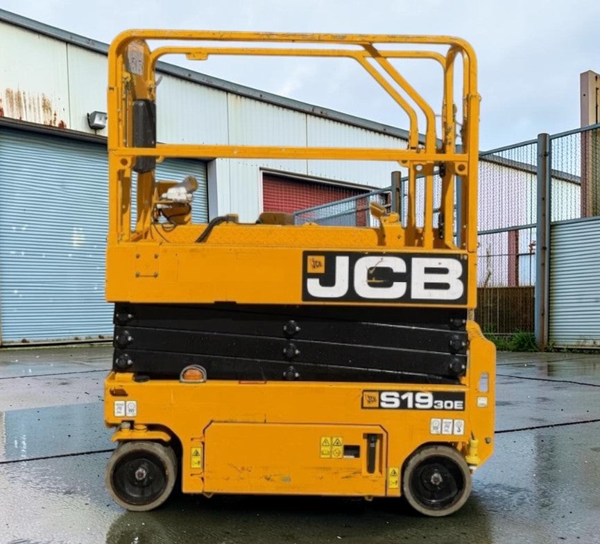 2022 JCB S1930E 8M ELECTRIC SCISSOR LIFT