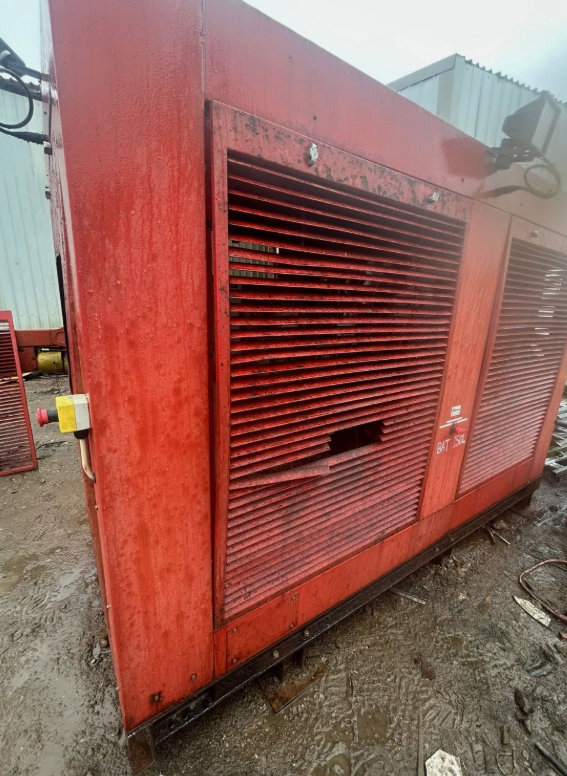 200 KVA VOLVO DIESEL TOWABLE SITE GENERATOR – 110V / 415V