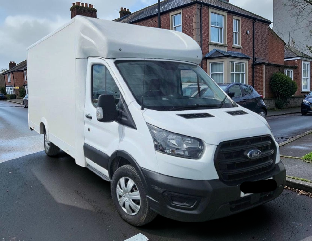 **(ONLY 103K MILEAGE)** 2022 FORD TRANSIT 350 LEADER ECOBLUE 1996CC DIESEL MANUAL CHASSIS CAB WHITE