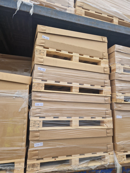 SMALL TOYS PALLETS AND CHILDREN'S ACCESSORIES ALL NEW STOCK
