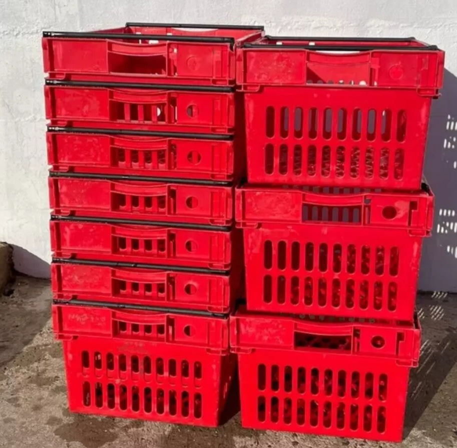 NO VAT - 5 X EXTRA DEEP BAIL ARM CRATES