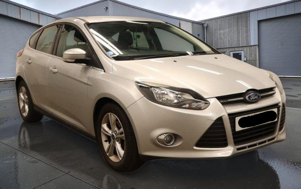 **(ONLY 39K MILEAGE)** 2013 FORD FOCUS ZETEC 1.6 PETROL AUTOMATIC >>--NO VAT ON HAMMER--<<