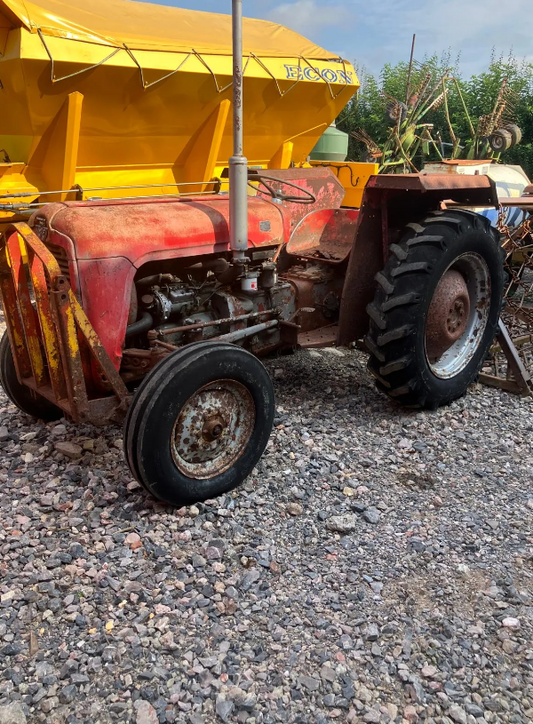 MASSEY FERGUSON 35 TRACTOR