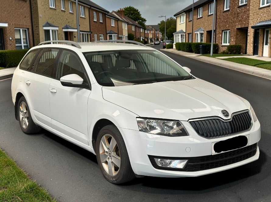 **(ONLY 121K MILEAGE)** 2014 SKODA OCTAVIA LE-T DE FRNCE TDICR4X4 1968CC >>--NO VAT ON HAMMER--<<