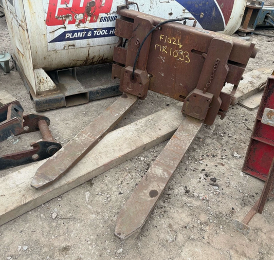 EXPANDING PALLET FORKS – SUITABLE FOR TELEHANDLER, FORKLIFT, OR LOADER