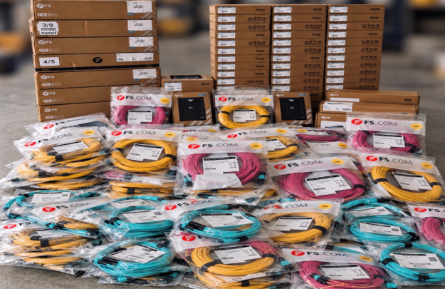 NEW FS.COM & PANDUIT FIBRE OPTIC NETWORKING EQUIPMENT – 189 UNITS | £25,000+ RRP