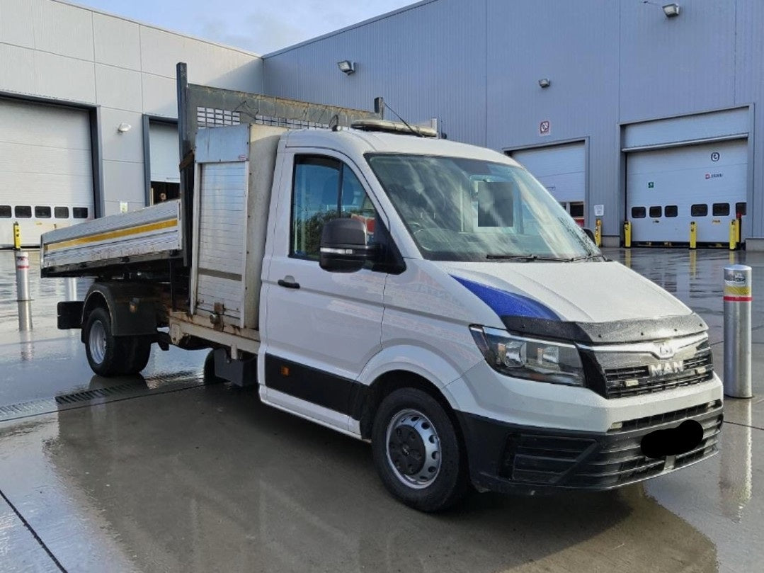 **(ONLY 99K MILEAGE)** 2020 MAN TGE TIPPER 2.0 DIESEL MANUAL CHASSIS CAB WHITE