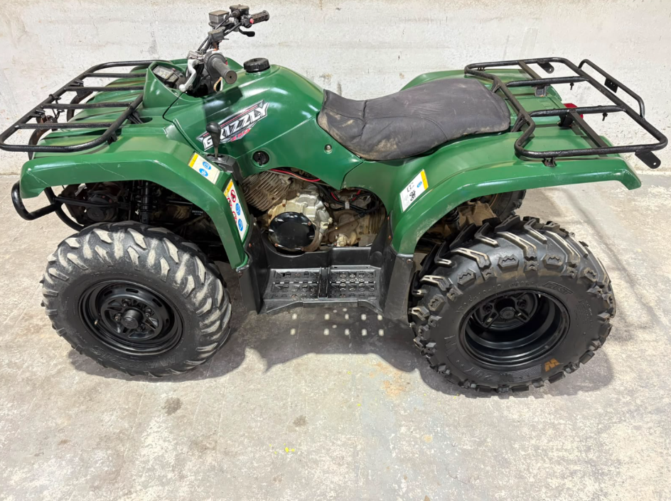 **(ONLY 4K MILEAGE)** 2017 YAMAHA GRIZZLY 350 4X4 FARM QUAD BIKE