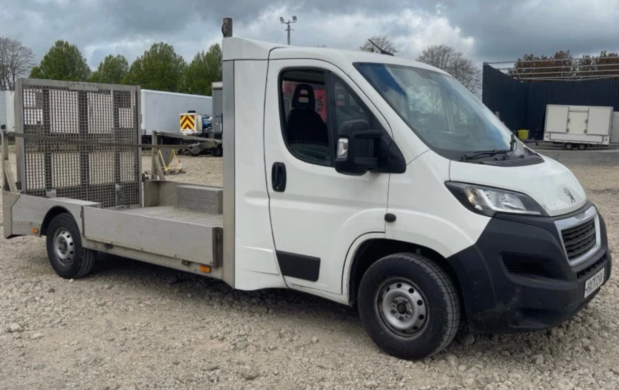 2021/71 PEUGEOT BOXER 2.2 HDI ALLOY BODY PLANT TRANSPORTER – EURO 6