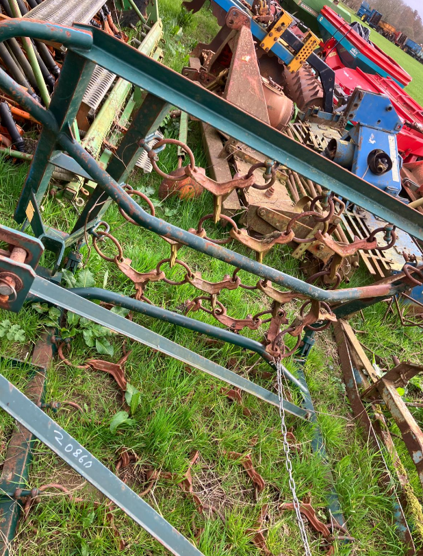 2015 12FT FOLDING HARROWS