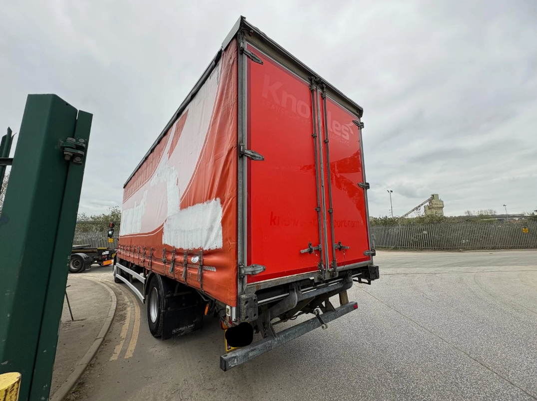 2014 VOLVO FL 7.7 DIESEL SEMI-AUTOMATIC CURTAINSIDER
