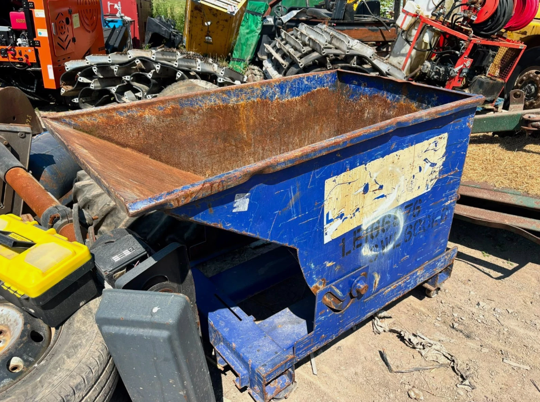 FORKLIFT SELF-TIPPING SKIP – RUBBLE / WASTE BIN