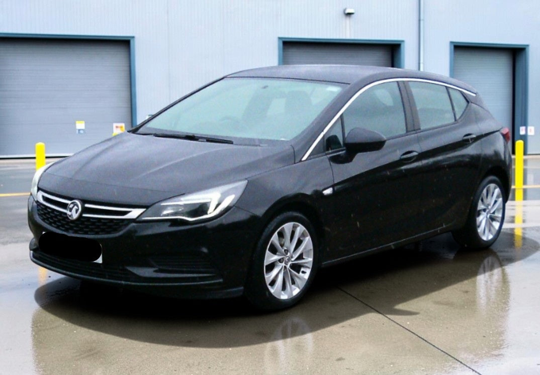 **(ONLY 51K MILEAGE)** 2017 VAUXHALL ASTRA 1.4I TURBO TECH LINE NAV >>--NO VAT ON HAMMER--<<