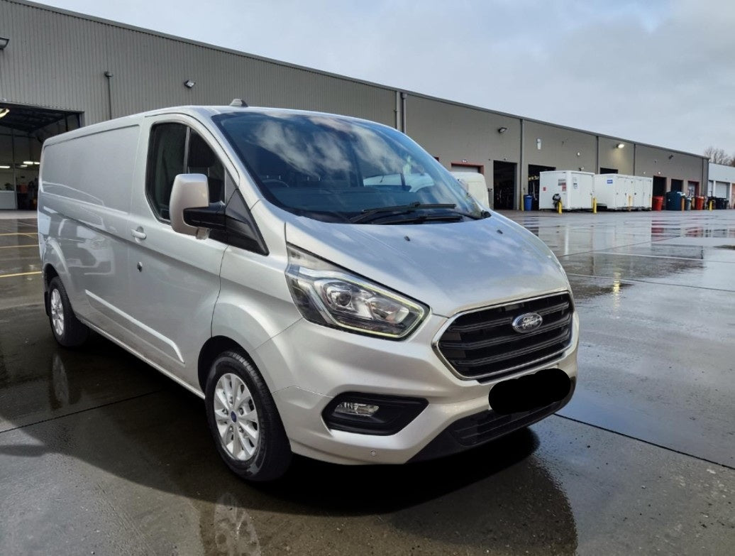 2022 FORD TRANSIT CUSTOM 300LIMITD EBLUE L1H1 1996CC MANUAL DIESEL SILVER >>--NO VAT ON HAMMER--<<