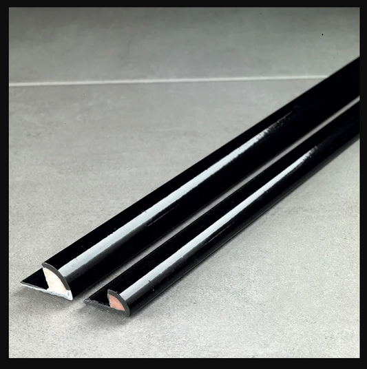 146 X ULTRA SHINE BLACK 12MM R.E.TRIM LENGTH 2.44M