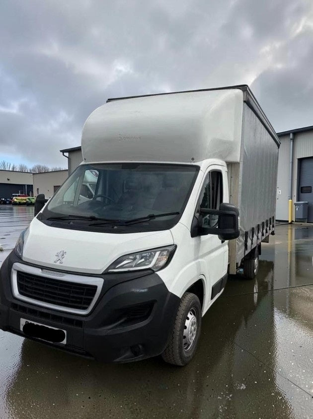 **(ONLY 101K MILEAGE)** 2021 PEUGEOT BOXER 335 L3 BLUEHDI CHASSIS CAB 2.2 DIESEL MANUAL