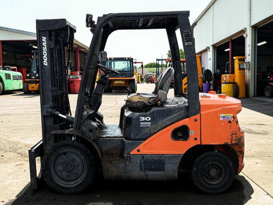 2019 DOOSAN D30S-7 DIESEL FORKLIFT SIDE SHIFT