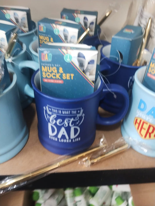 BEST DAD GIFT SETS - MUGS SOCKS+ PENS- COMES IN BLACK GIFT BOX PROTECTED - JOBLOT OF 200