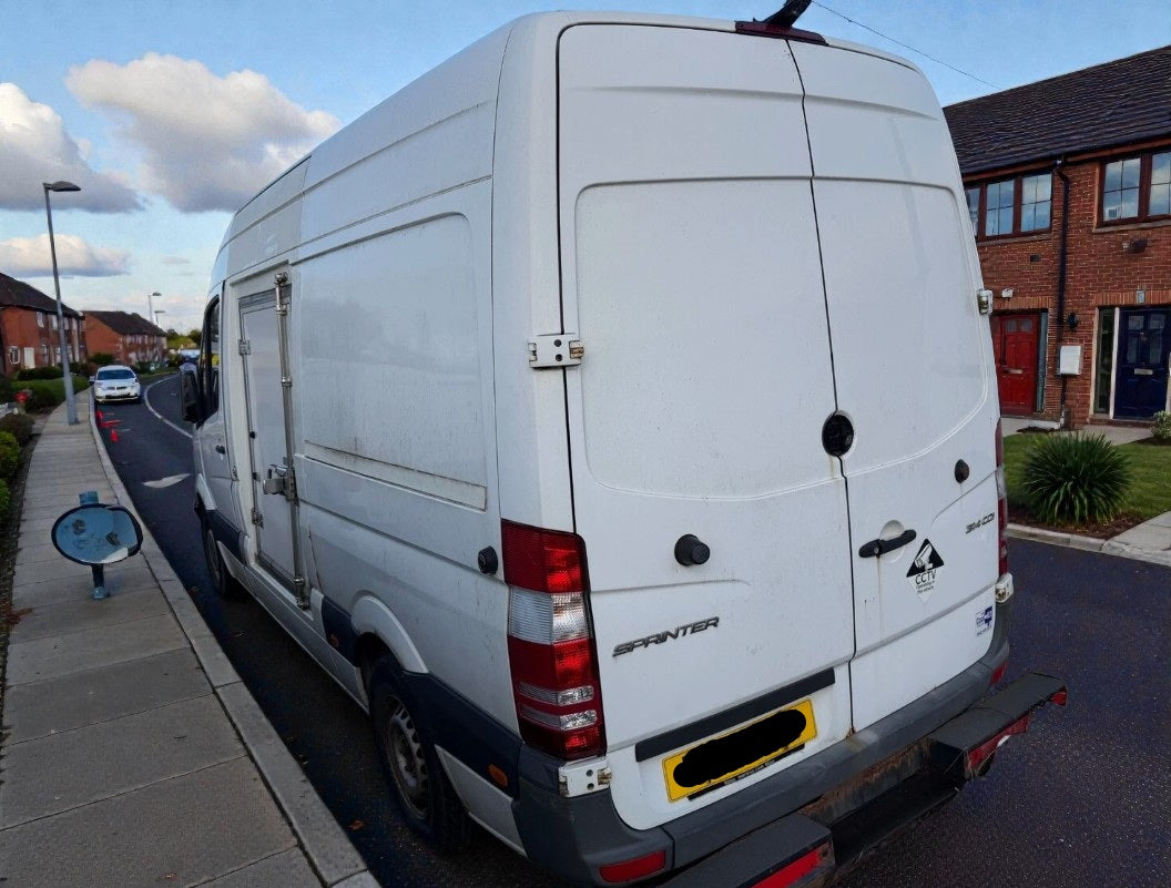 MERCEDES-BENZ SPRINTER 314 CDI MWB FRIDGE VAN (2017 / 17 REG)