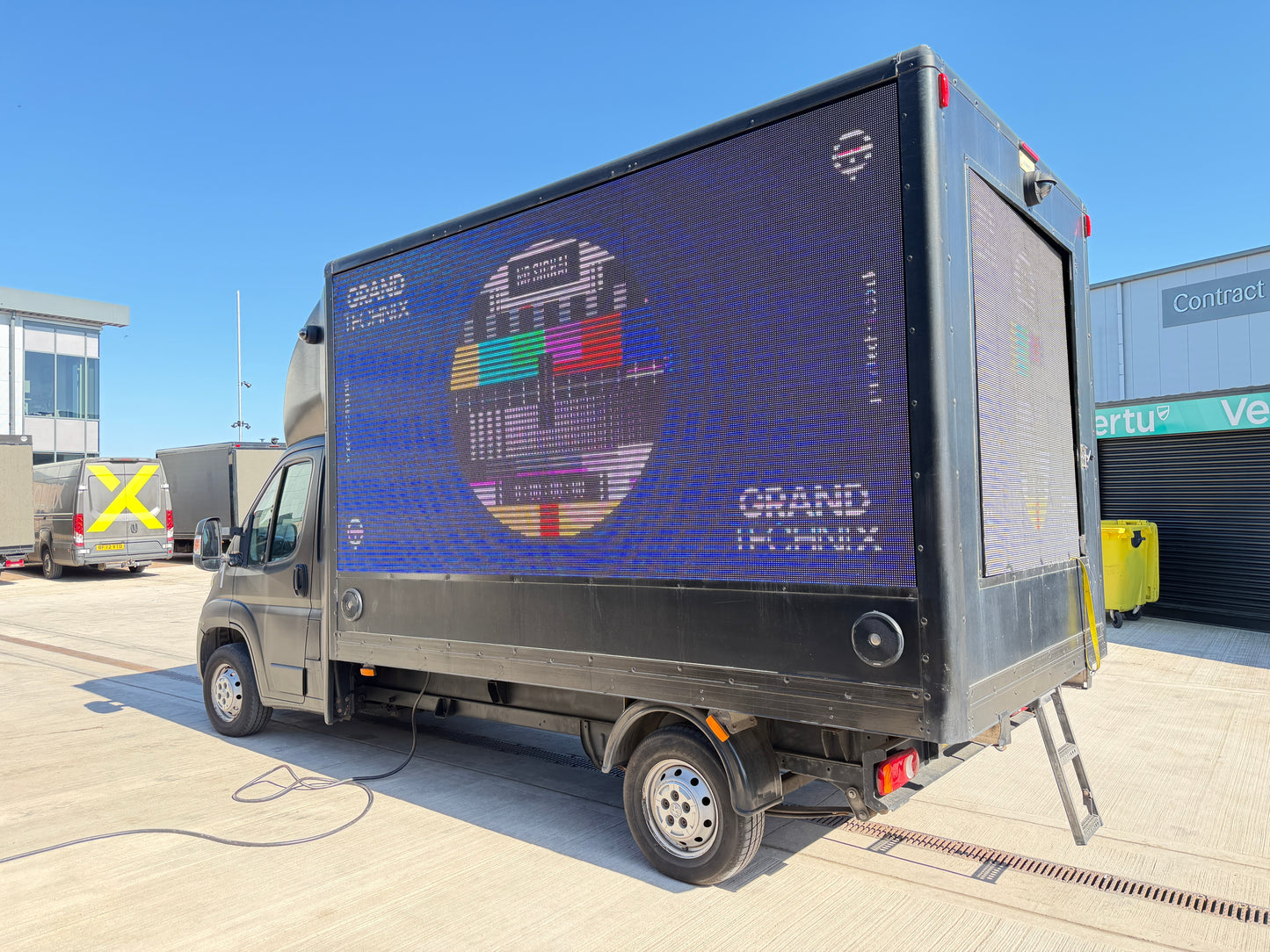 2018 PEUGEOT BOXER DIGITAL ADVERTISING VAN – TWIN SIDE + REAR LED SCREENS - READY MADE BUSINESS