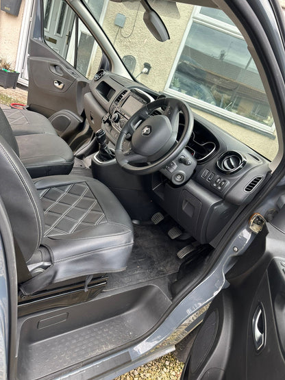 **(ONLY 30K MILEAGE)** 2020 RENAULT TRAFIC SL28 BLACK ED ENGY DCI L1H1 >>--NO VAT ON HAMMER--<<