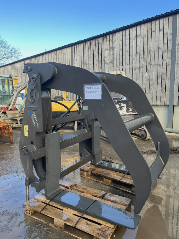 UNUSED VOLVO WHEEL LOADER LOG GRAB