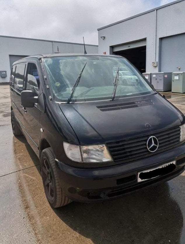**(ONLY 120K MILEAGE)** 2002 MERCEDES VITO 113 CAMPER 2.0 PETROL >>--NO VAT ON HAMMER--<<